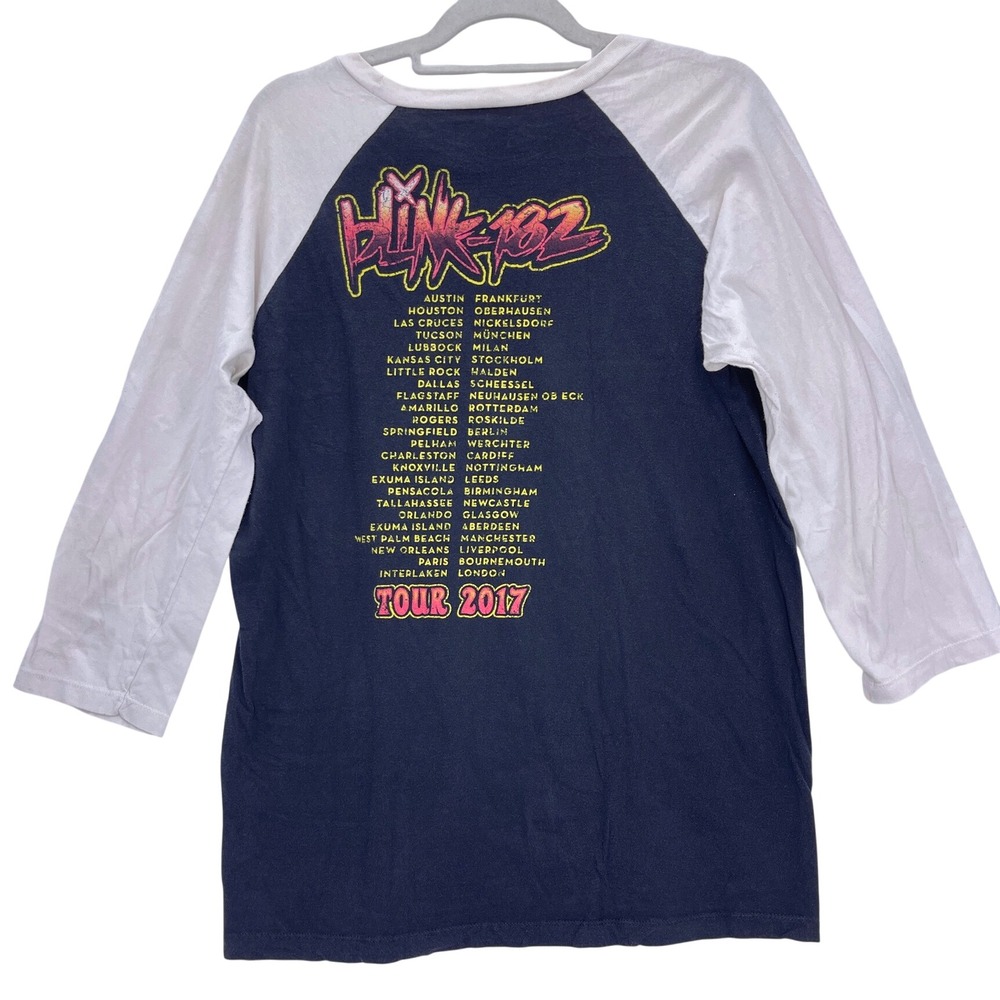 Blink-182 Black Raglan Baseball Tee Large 2017 World Tour Graphic 3/4 Sleeve - Picture 2 of 9